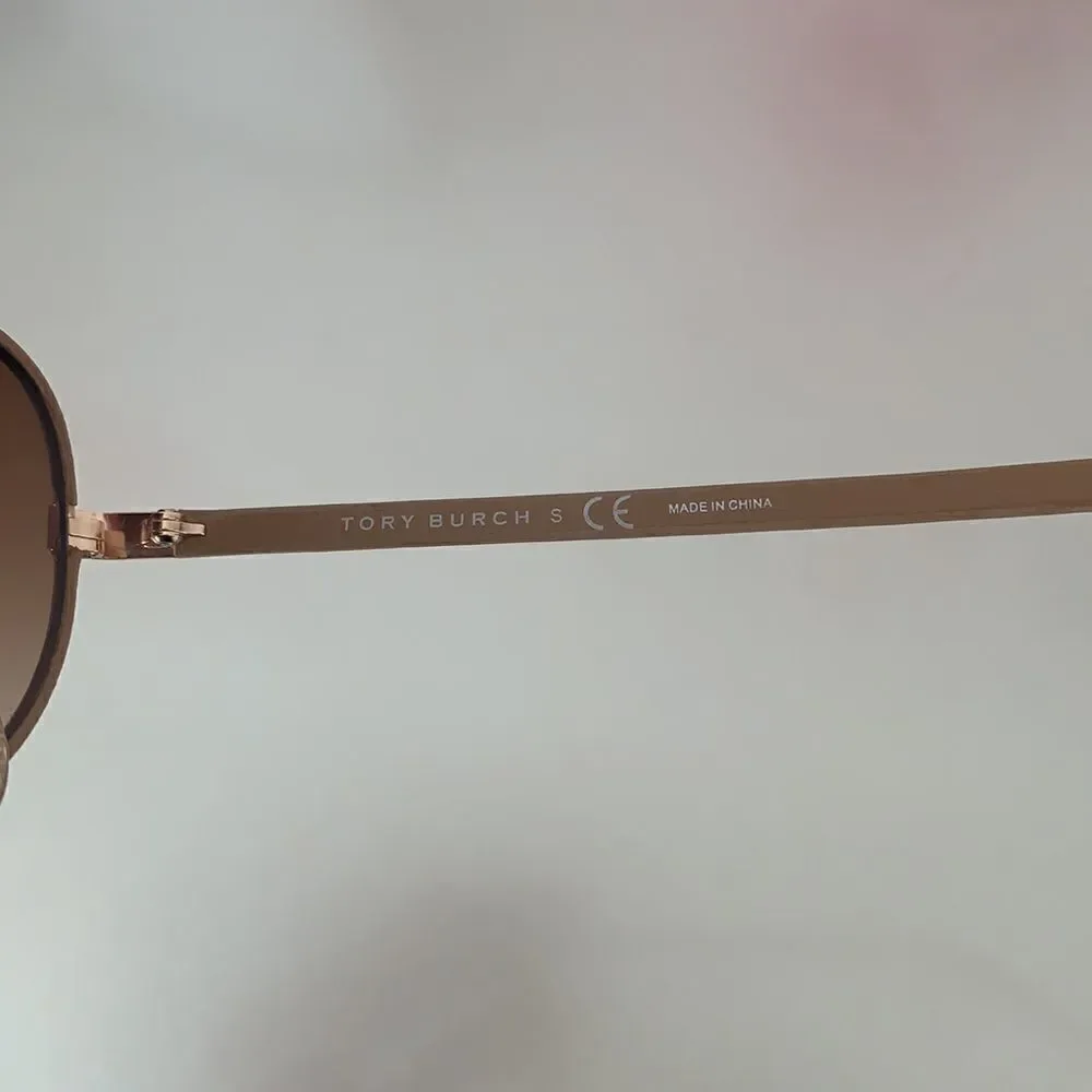 🎉1 hr sale🎉Tory Burch sunglasses 🕶